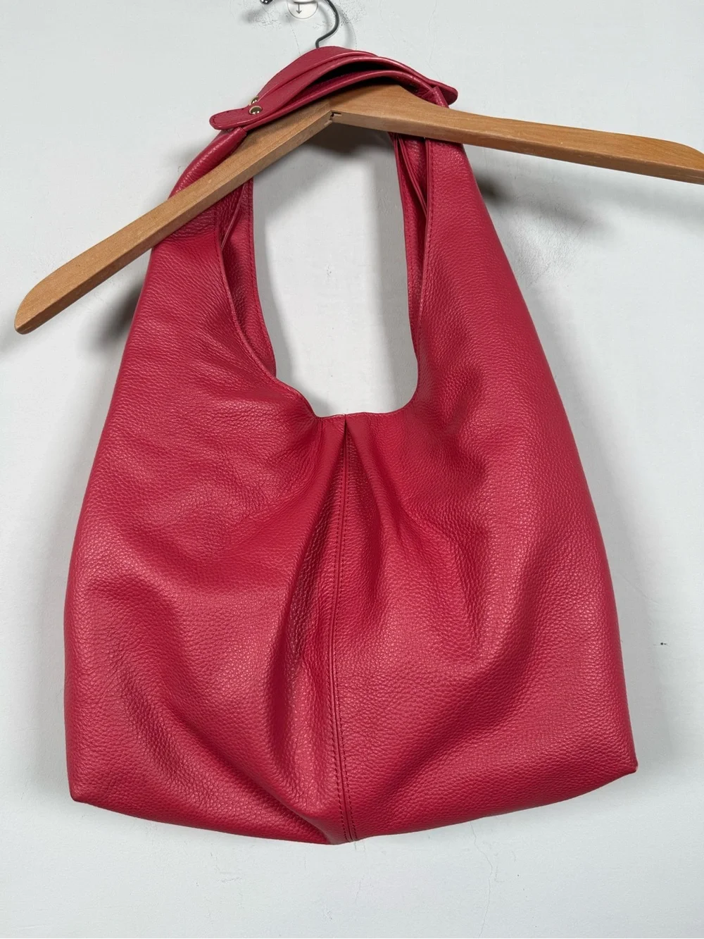 Lagging Hot Pink Leather Hobo Shoulder Bag, 100% Leather, Great Condition